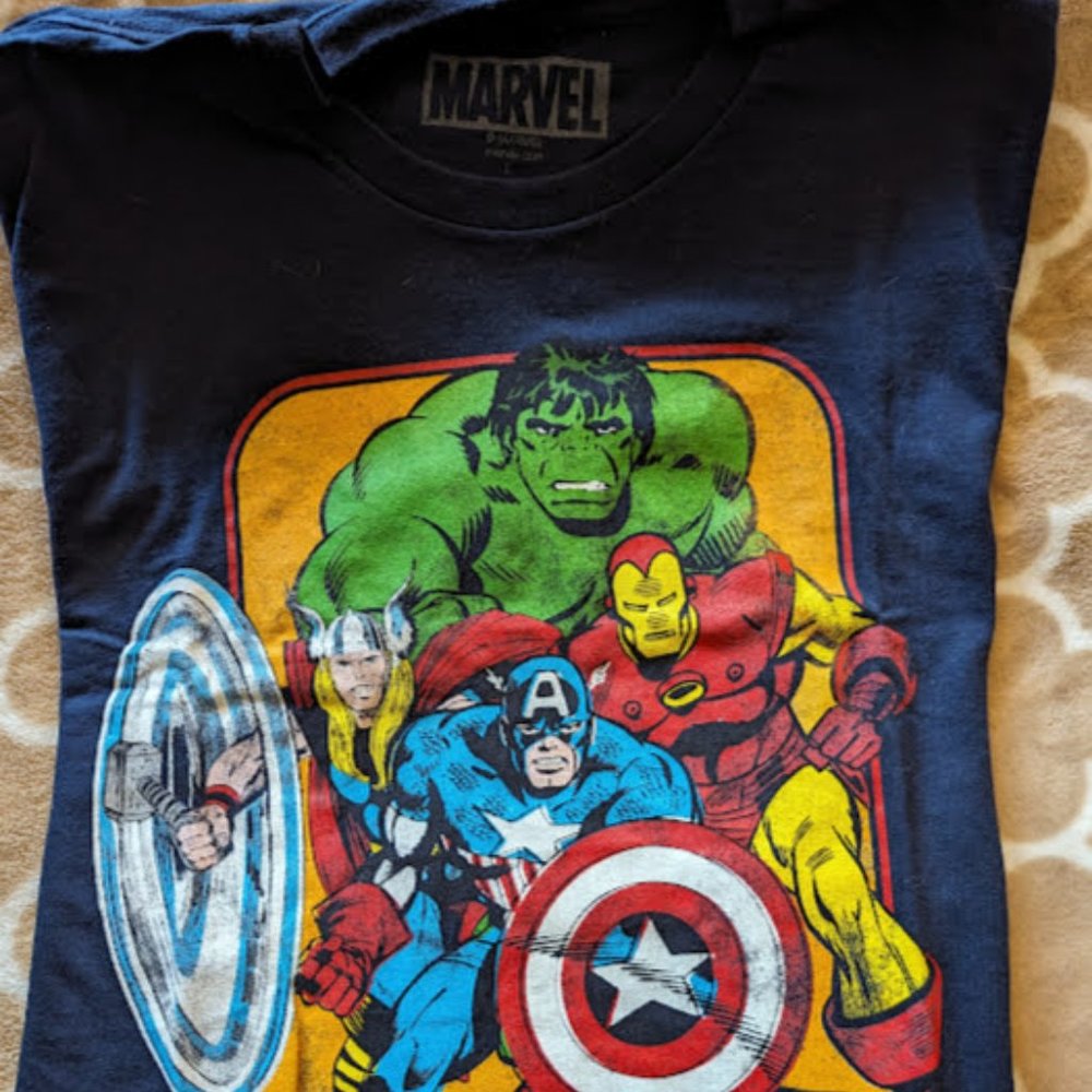 Classic/Vintage style Avengers tee